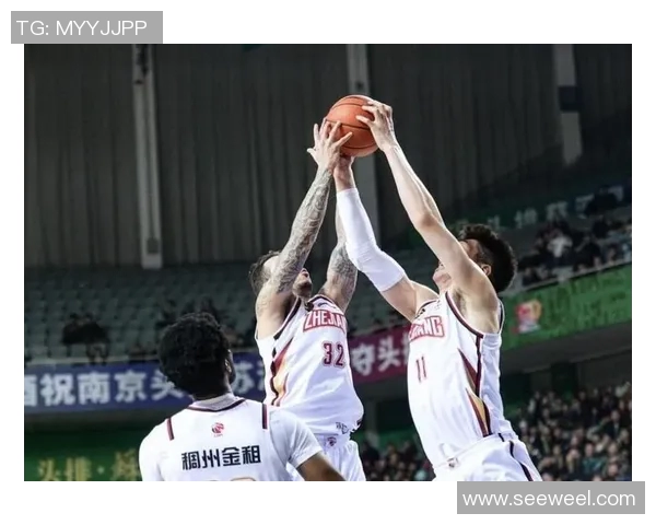 周琦与外援携手砍下双20+，助球队逆转取得胜利