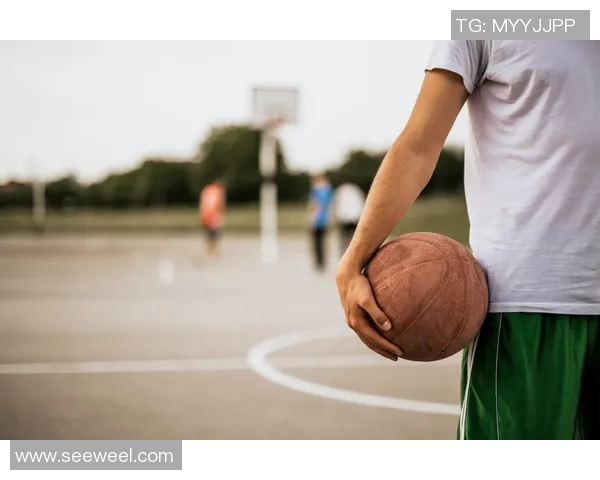 卡梅隆约翰逊的篮球之路从大学到NBA的成长与挑战