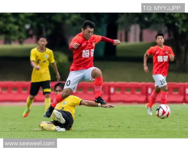 娄底U18足球比赛精彩直播全程回顾与赛况分析 娄底U18足球比赛精彩直播全程回顾与赛况分析