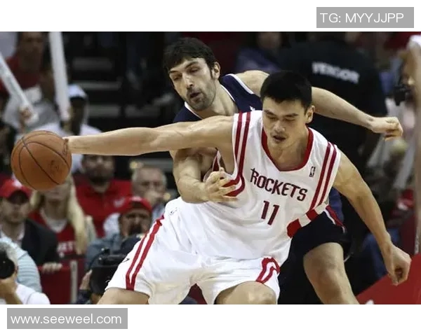 姚明带领火箭队对阵老鹰精彩录像回顾与赛场亮点分析 姚明带领火箭队对阵老鹰精彩录像回顾与赛场亮点分析