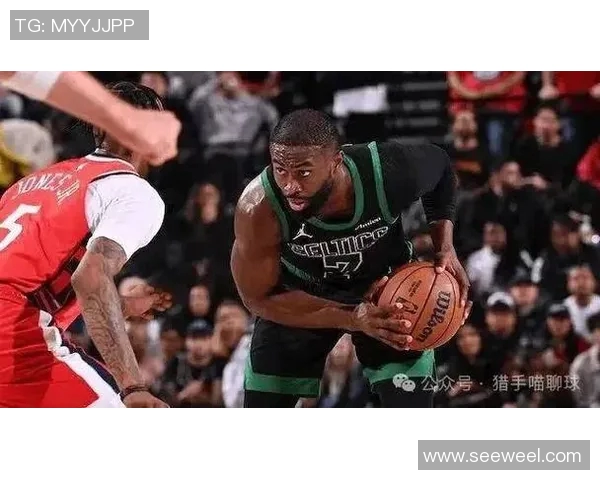 公牛与凯尔特人激战正酣双方争夺季后赛席位精彩纷呈 公牛与凯尔特人激战正酣双方争夺季后赛席位精彩纷呈