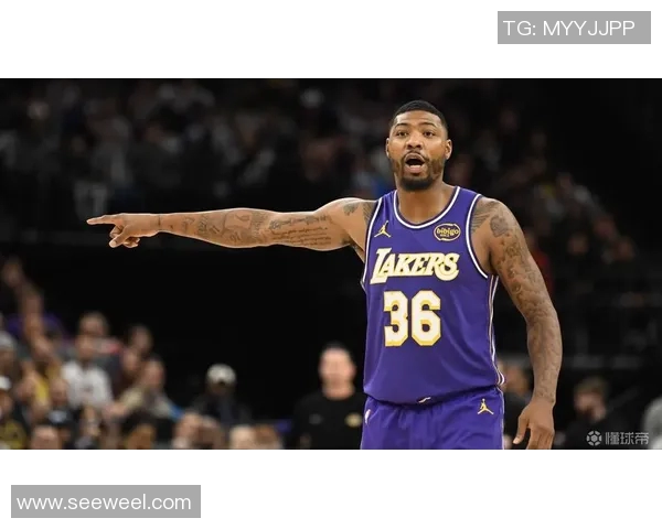 马库斯斯马特在NBA赛季中的表现与球队战术的深度分析 马库斯斯马特在NBA赛季中的表现与球队战术的深度分析