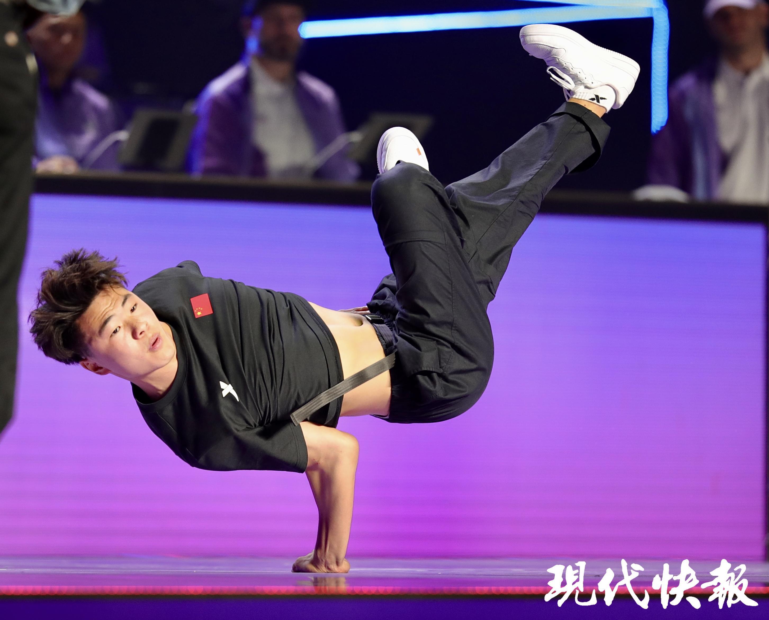 博冠体育登录文脉华章｜奥运刮起“潮玩”风体育文化的年轻态表达(图5)